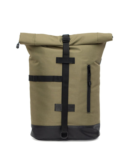 Fixie - Olive von Spleen Berlin in der Frontansicht urbaner Rucksack und Fahrradtasche in einem, mit Rolltop-Verschluss, 27 Liter Volumen. 
©Spleen Berlin