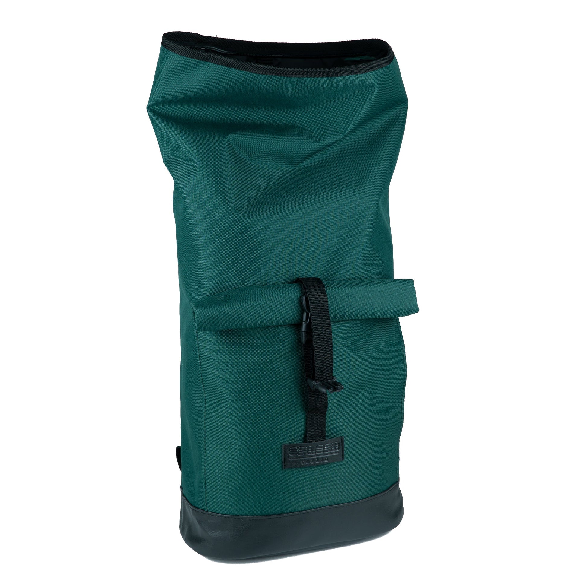 Größenansicht  des BOB Rucksacks in British Green von Spleen Berlin urbaner, veganer Fahrradrucksack & Fahrradtasche mit 30 Liter Volumen. ©Spleen Berlin