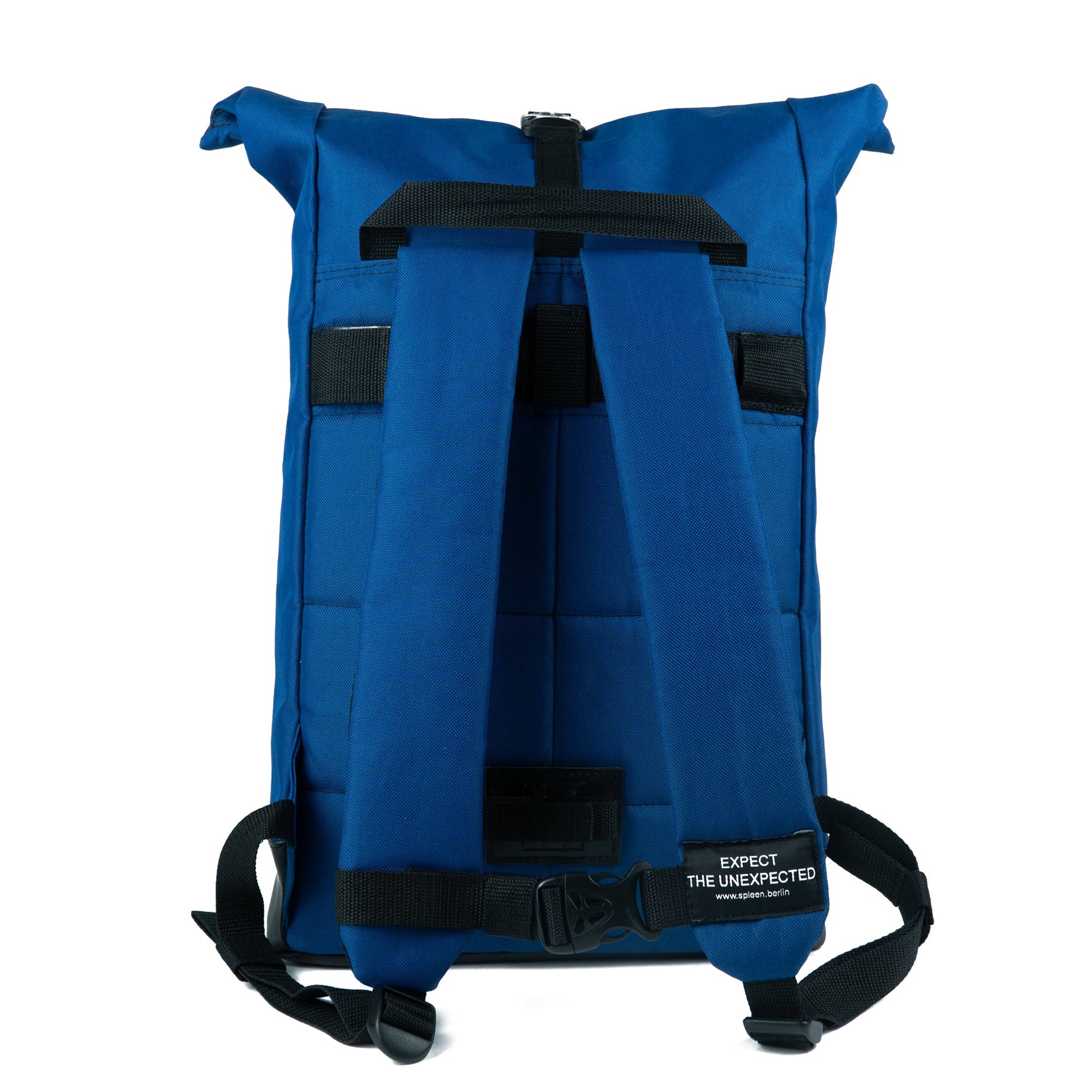 Rückenansicht des veganen Fahrradrucksacks Bob - Royalblau von Spleen Berlin mit gepolsterten, Trägern, als Rucksack und Fahrradtasche nutzbar.
©Spleen Berlin